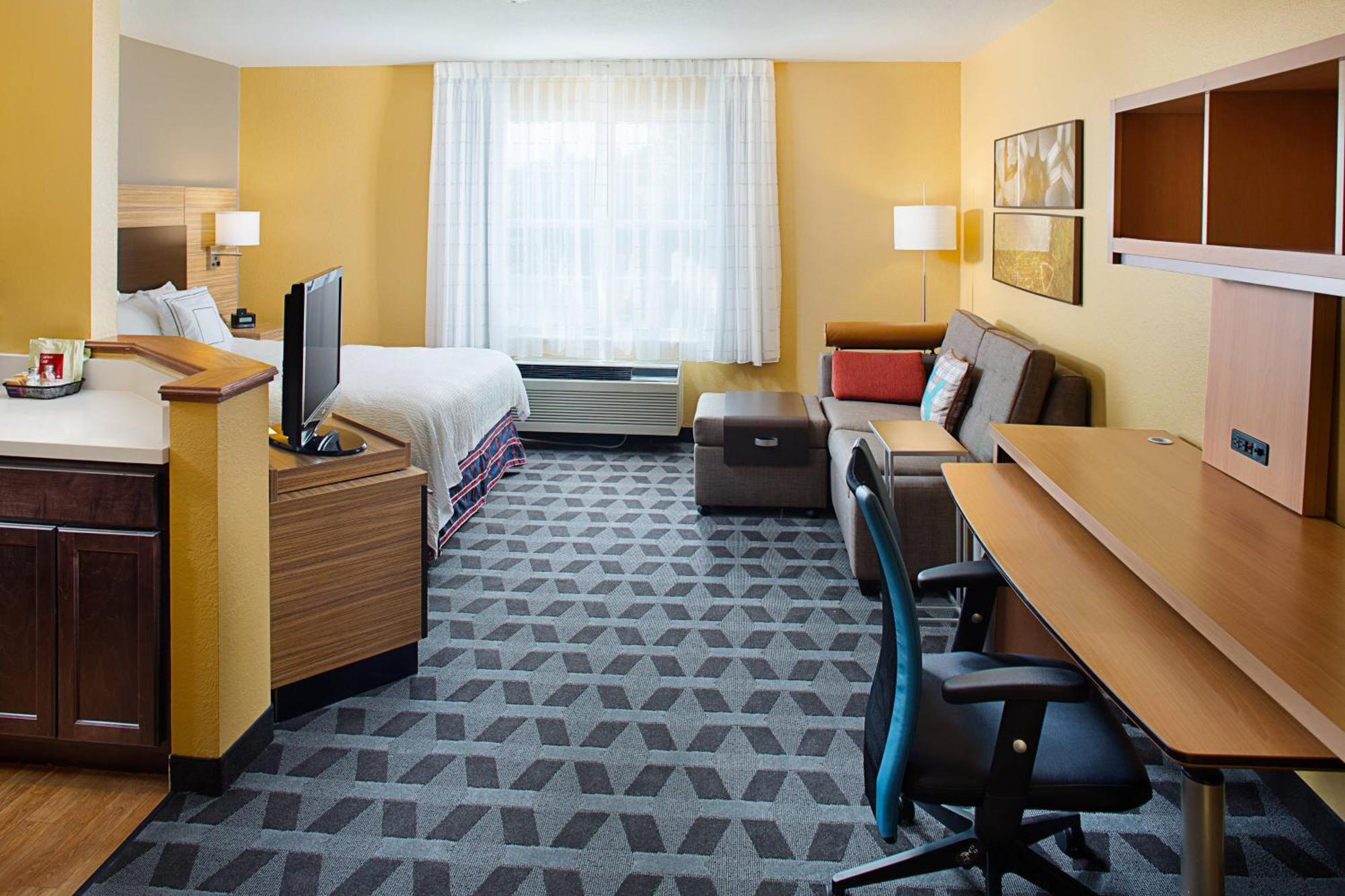 Towneplace Suites Manchester-Boston Regional Airport Экстерьер фото